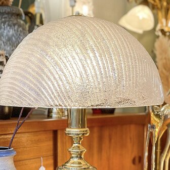 Grote sierlijke vintage mushroom tafellamp in messing en glas | Sprinkelhop