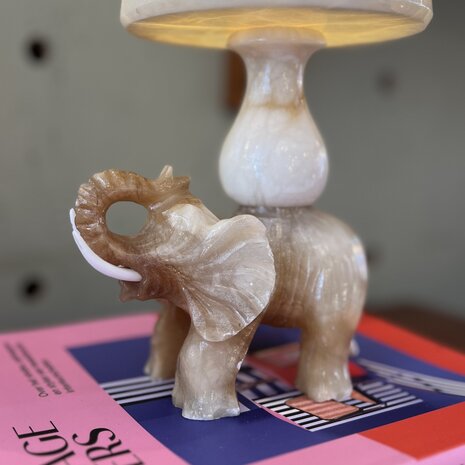 Vintage albast tafellamp met olifant  | Sprinkelhop