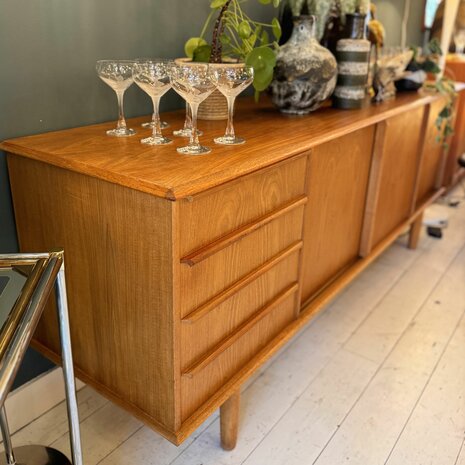 Vintage Deens dressoir sideboard schuifdeuren | Sprinkelhop