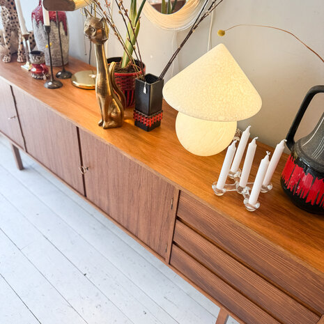 Groot vintage houten dressoir sideboard | Sprinkelhopv